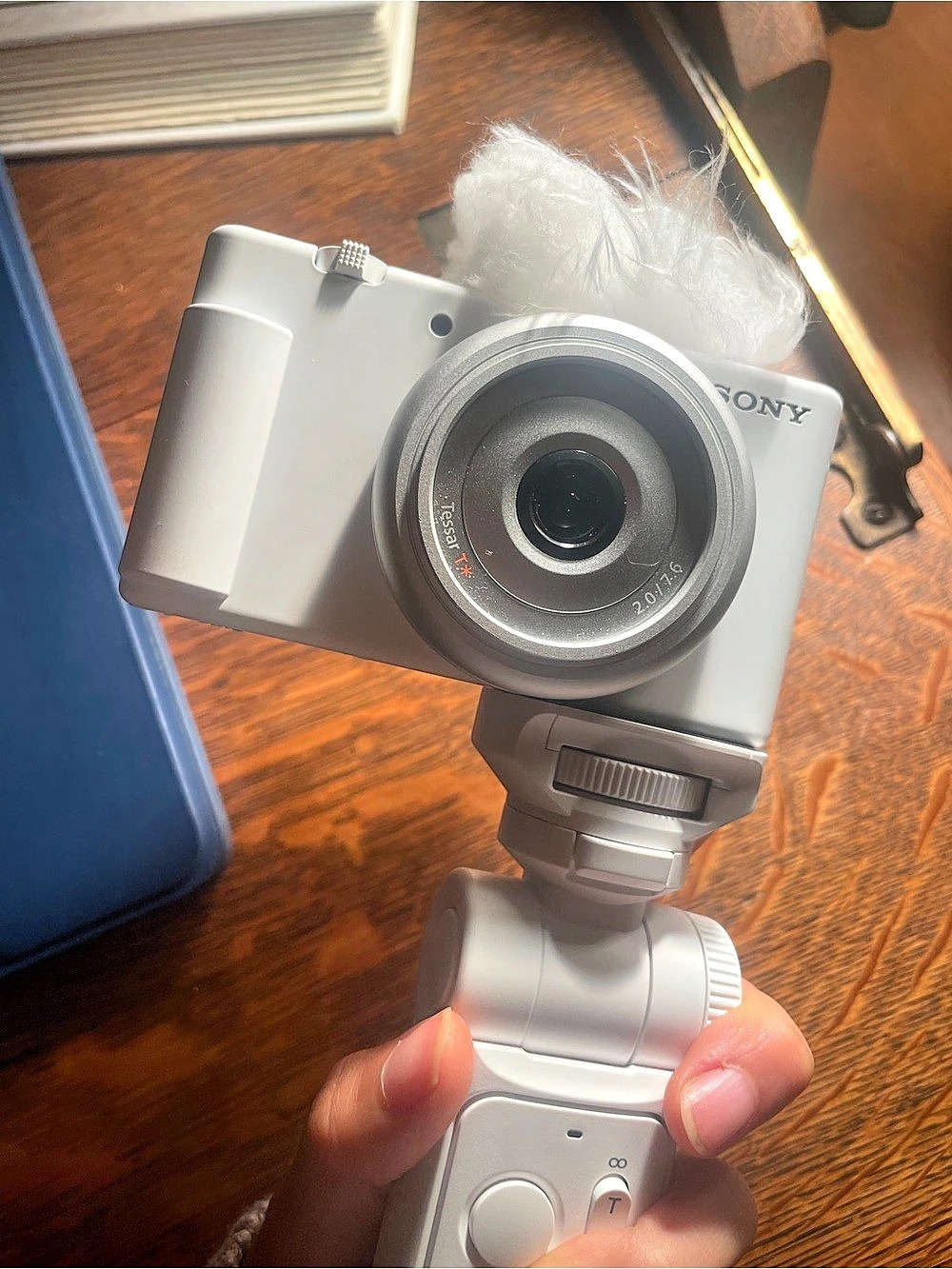Sony ZV-1F Vlogging Camera Digital Camera White